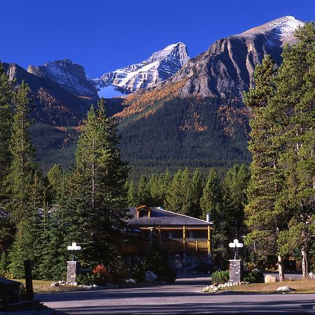 Mountaineer Lodge Лейк-Луиз Экстерьер фото